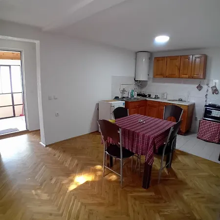 Holiday home Resetovac
